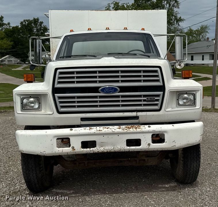 image for item DV2701 1993 Ford F700 sewer jetter truck