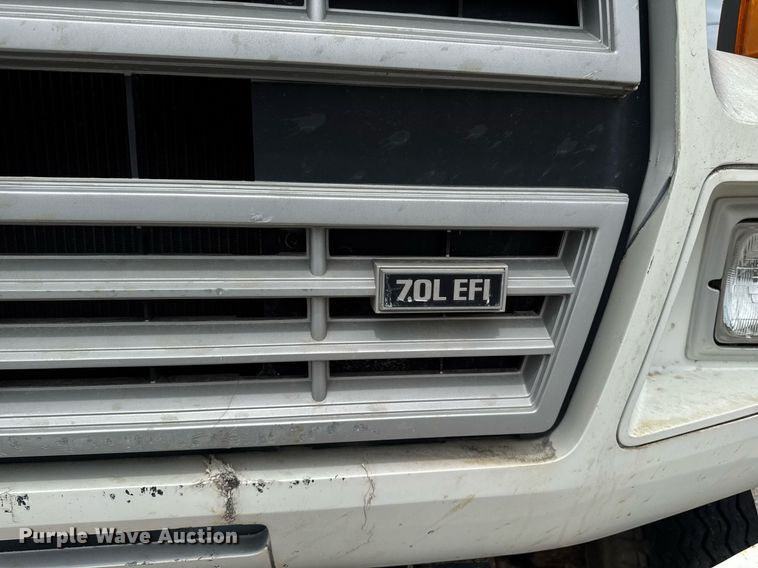 image for item DV2701 1993 Ford F700 sewer jetter truck