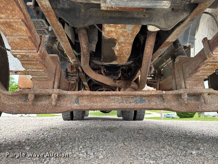 image for item DV2701 1993 Ford F700 sewer jetter truck