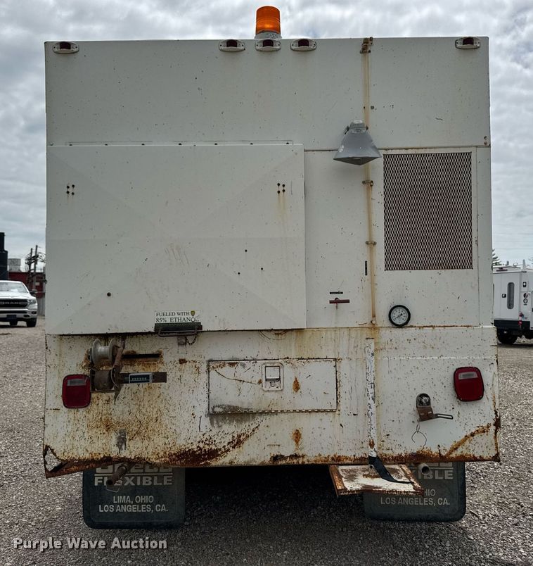 image for item DV2701 1993 Ford F700 sewer jetter truck