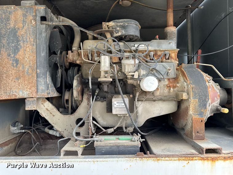 image for item DV2701 1993 Ford F700 sewer jetter truck