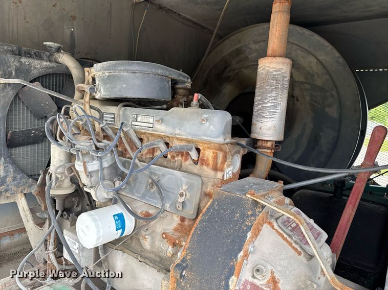 image for item DV2701 1993 Ford F700 sewer jetter truck