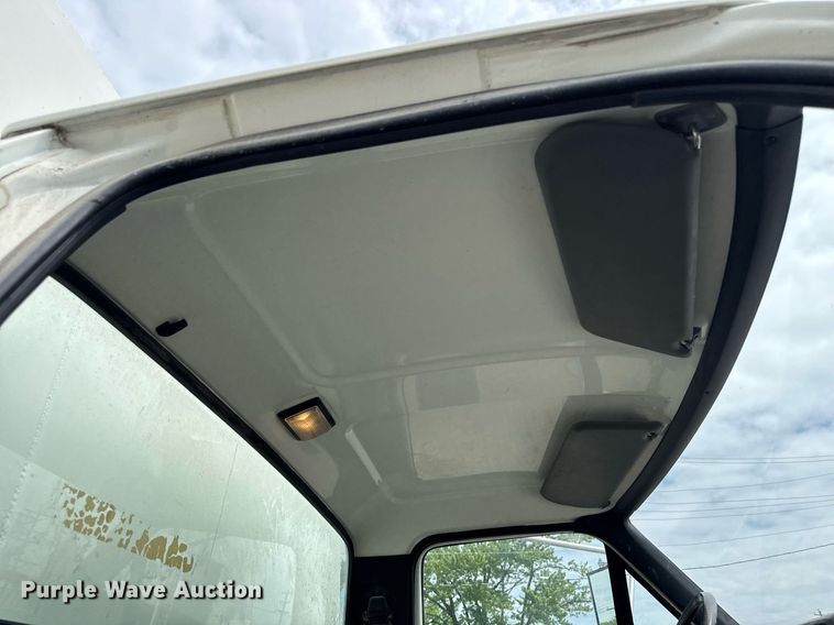 image for item DV2701 1993 Ford F700 sewer jetter truck