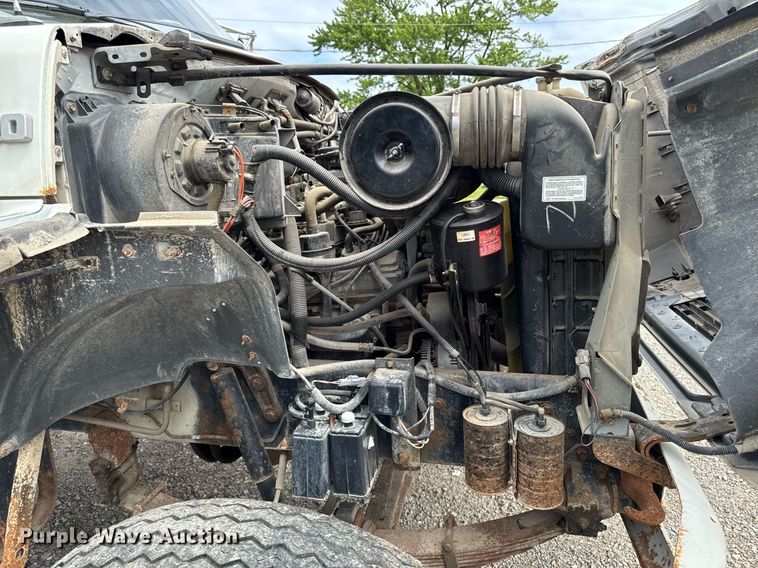 image for item DV2701 1993 Ford F700 sewer jetter truck