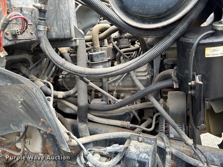 image for item DV2701 1993 Ford F700 sewer jetter truck