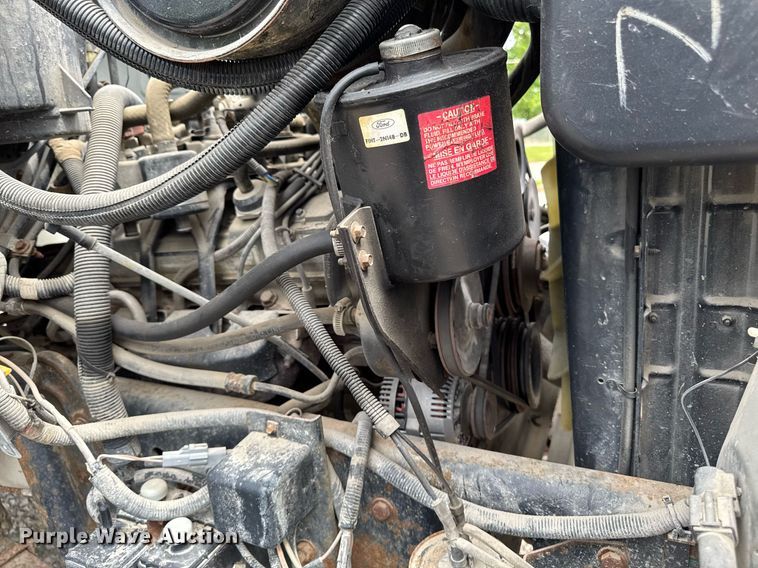 image for item DV2701 1993 Ford F700 sewer jetter truck