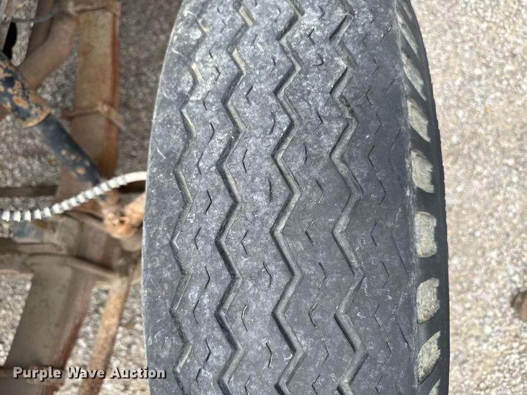 image for item DV2701 1993 Ford F700 sewer jetter truck