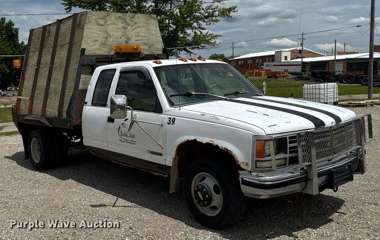 image for item DV2704 1993 Chevrolet Cheyenne 3500 Ext. Cab dump flatbed pickup truck