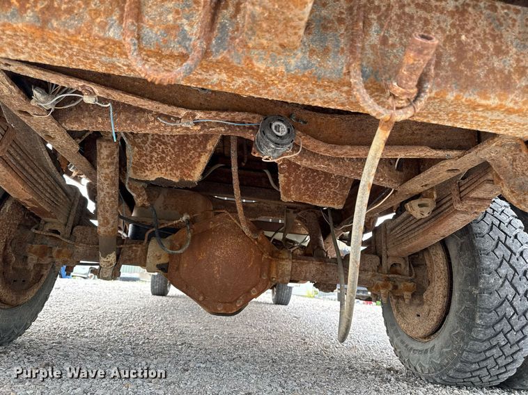 image for item DV2704 1993 Chevrolet Cheyenne 3500 Ext. Cab dump flatbed pickup truck