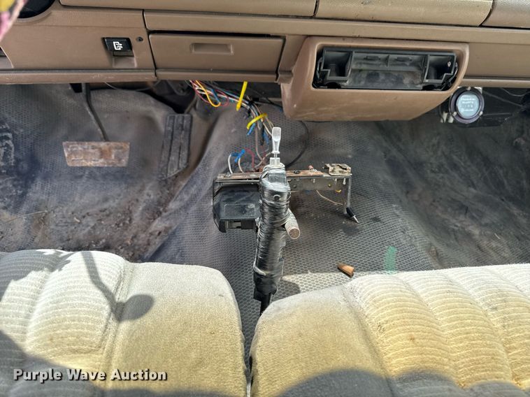 image for item DV2704 1993 Chevrolet Cheyenne 3500 Ext. Cab dump flatbed pickup truck