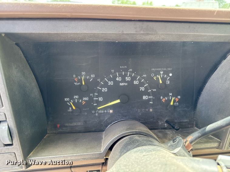 image for item DV2704 1993 Chevrolet Cheyenne 3500 Ext. Cab dump flatbed pickup truck