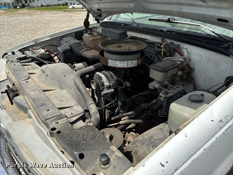 image for item DV2704 1993 Chevrolet Cheyenne 3500 Ext. Cab dump flatbed pickup truck