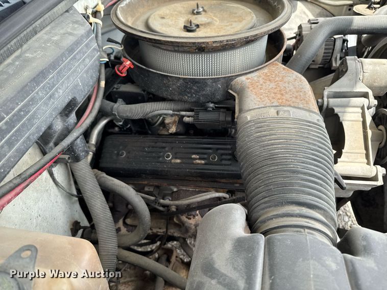 image for item DV2704 1993 Chevrolet Cheyenne 3500 Ext. Cab dump flatbed pickup truck