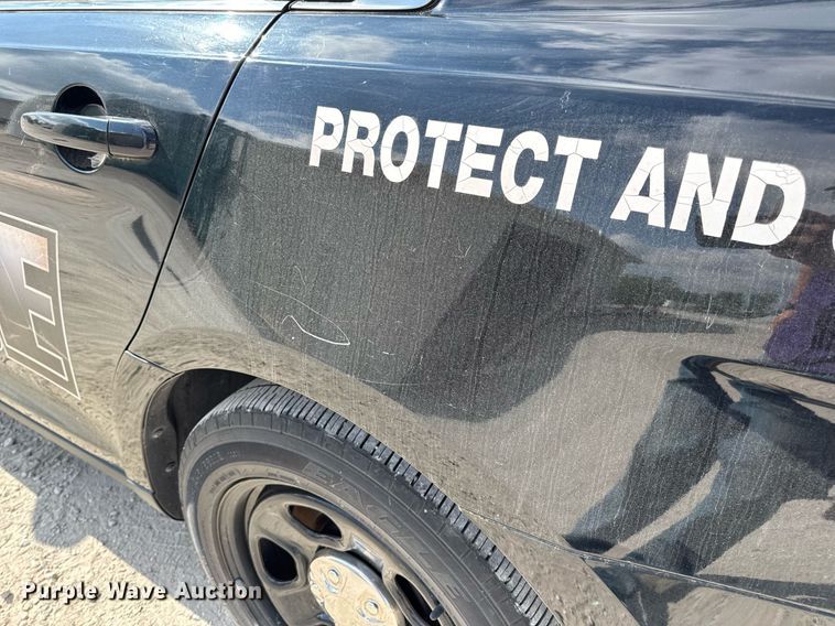 image for item DV4045 2017 Ford Taurus Police Interceptor  