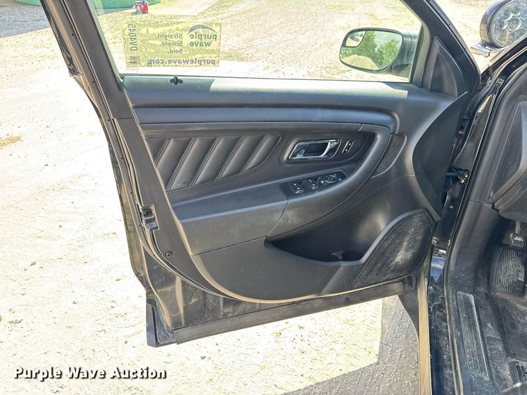 image for item DV4045 2017 Ford Taurus Police Interceptor  