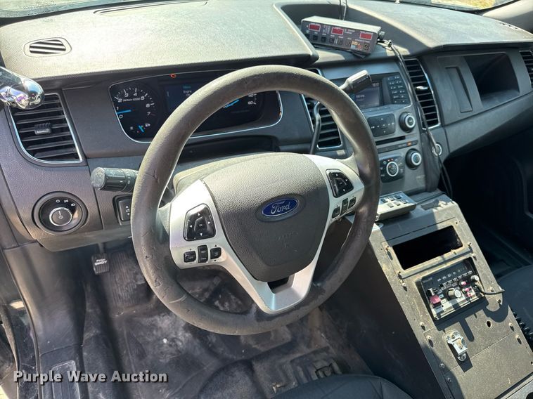 image for item DV4045 2017 Ford Taurus Police Interceptor  