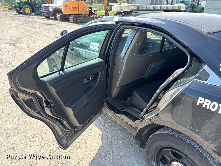 image for item DV4045 2017 Ford Taurus Police Interceptor  