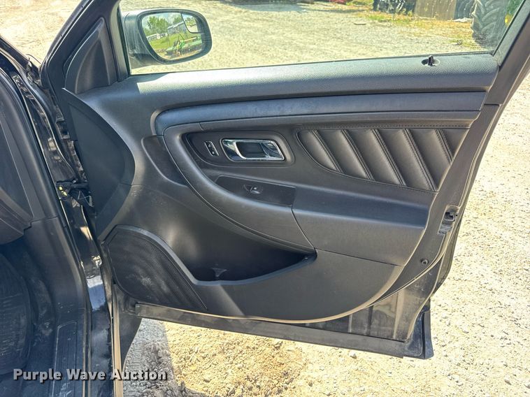 image for item DV4045 2017 Ford Taurus Police Interceptor  