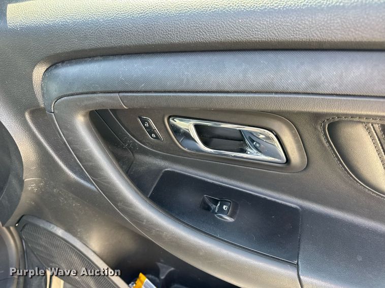 image for item DV4045 2017 Ford Taurus Police Interceptor  