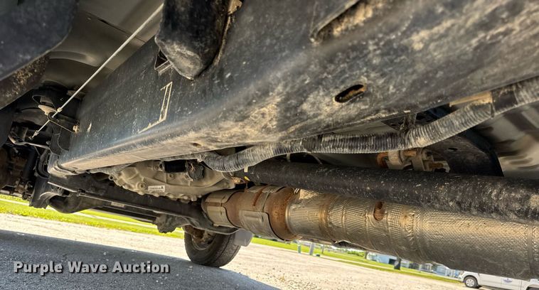 image for item DV4062 2022 Ford F450 Super Duty XL truck cab and chassis