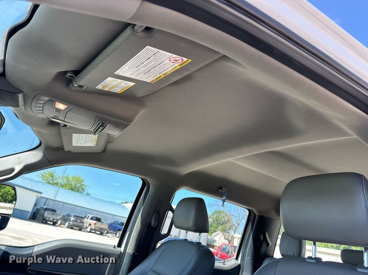 image for item DV4062 2022 Ford F450 Super Duty XL truck cab and chassis