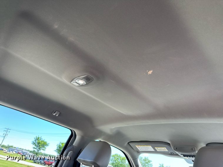 image for item DV4062 2022 Ford F450 Super Duty XL truck cab and chassis