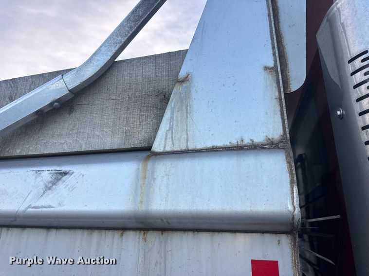 image for item DV4070 2006 International 7400 dump truck