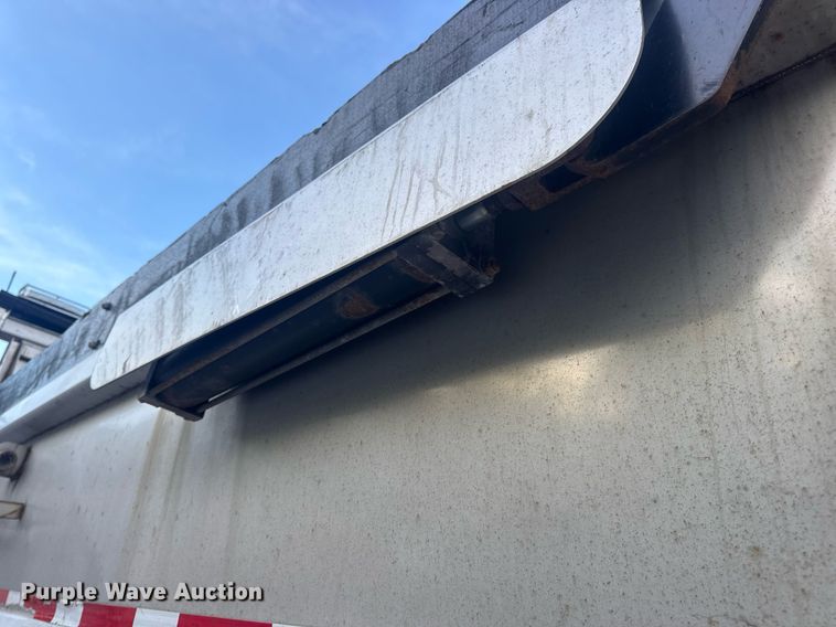 image for item DV4070 2006 International 7400 dump truck