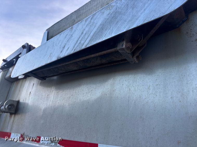 image for item DV4070 2006 International 7400 dump truck