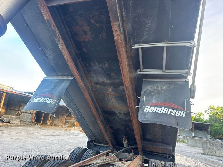 image for item DV4070 2006 International 7400 dump truck