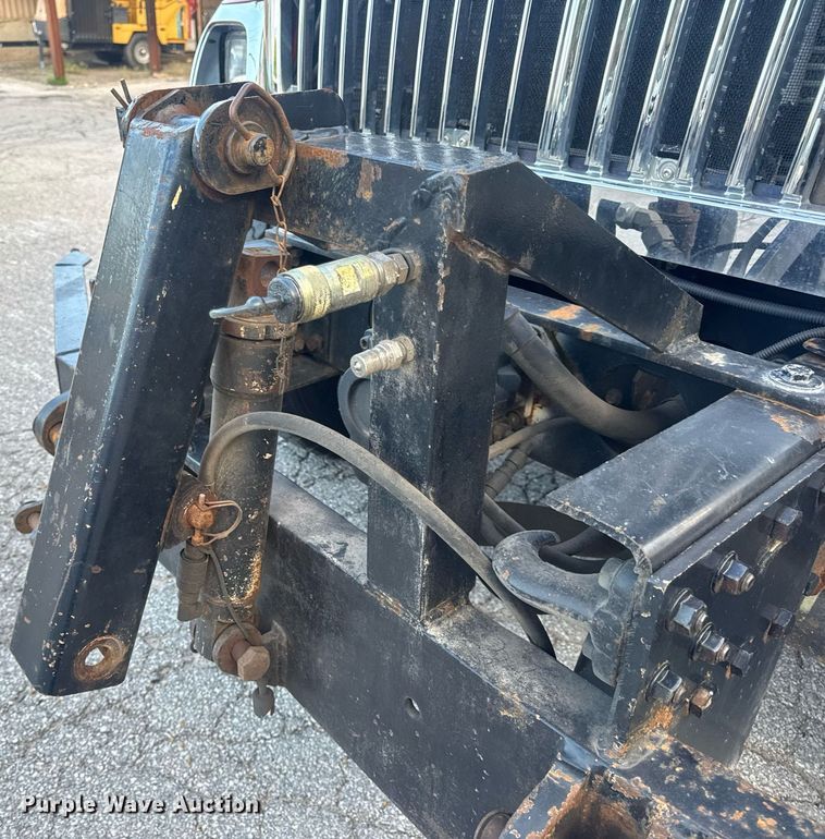 image for item DV4070 2006 International 7400 dump truck