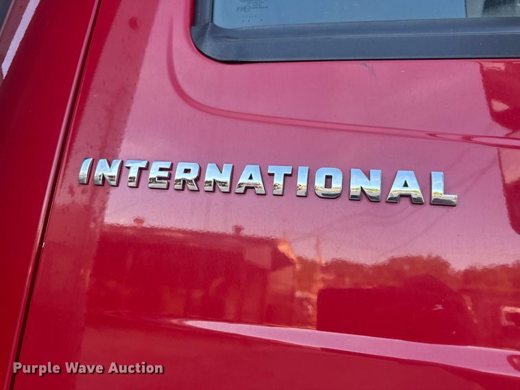 image for item DV4070 2006 International 7400 dump truck