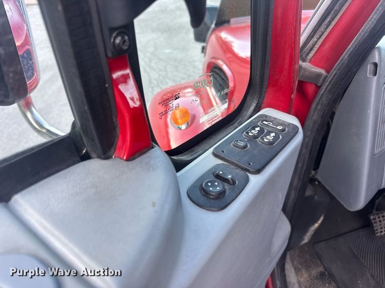 image for item DV4070 2006 International 7400 dump truck