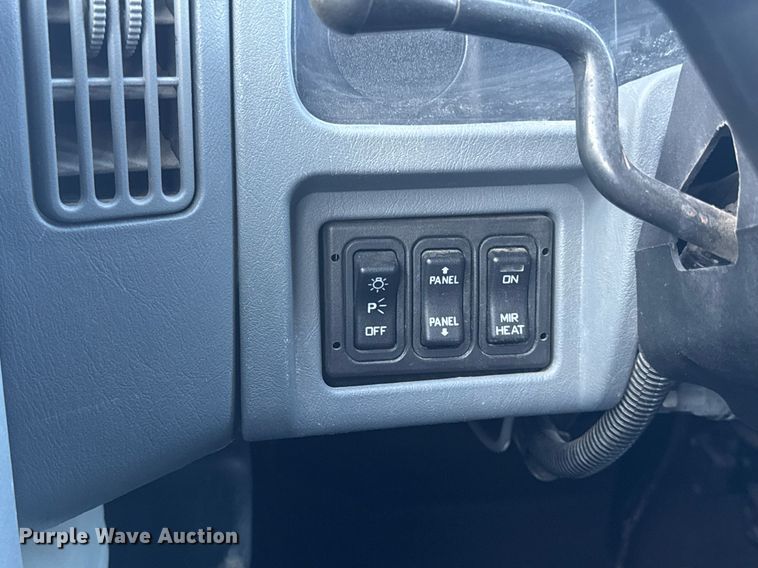 image for item DV4070 2006 International 7400 dump truck