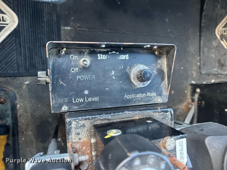 image for item DV4070 2006 International 7400 dump truck