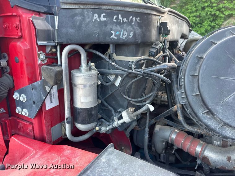 image for item DV4070 2006 International 7400 dump truck