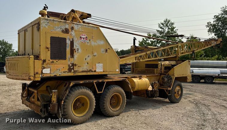 image for item DV4129 1988 Little Giant 48 crane