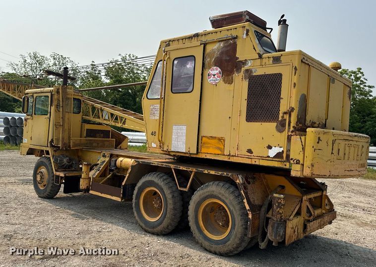 image for item DV4129 1988 Little Giant 48 crane