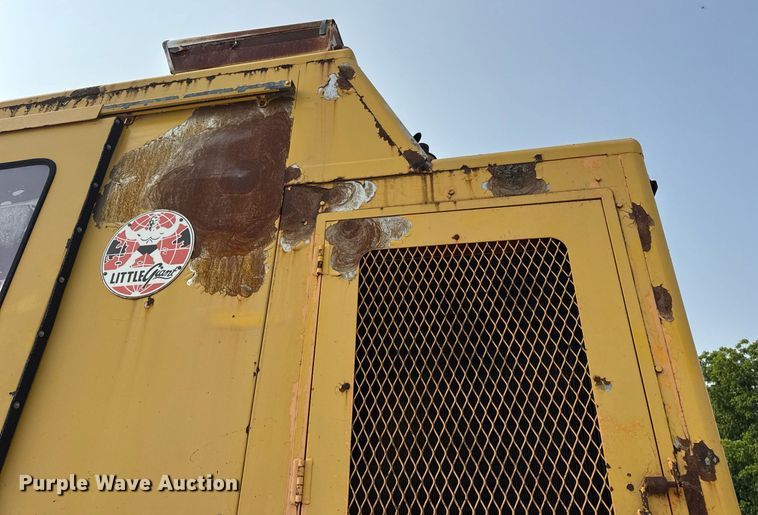 image for item DV4129 1988 Little Giant 48 crane