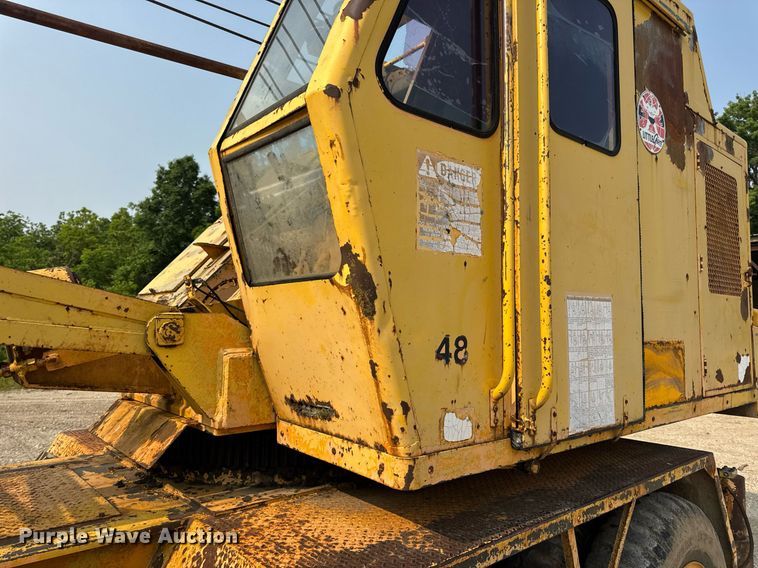 image for item DV4129 1988 Little Giant 48 crane