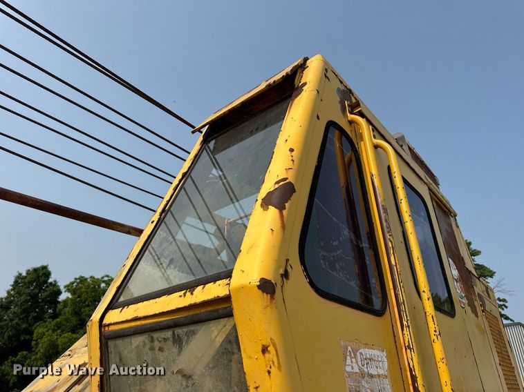 image for item DV4129 1988 Little Giant 48 crane