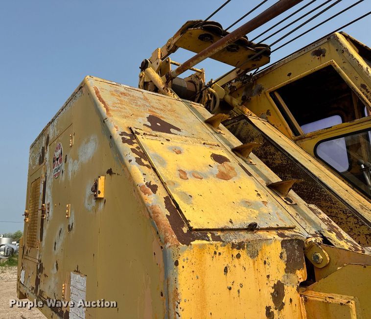 image for item DV4129 1988 Little Giant 48 crane