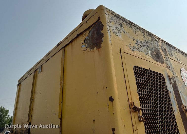 image for item DV4129 1988 Little Giant 48 crane