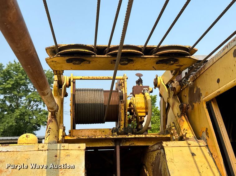 image for item DV4129 1988 Little Giant 48 crane