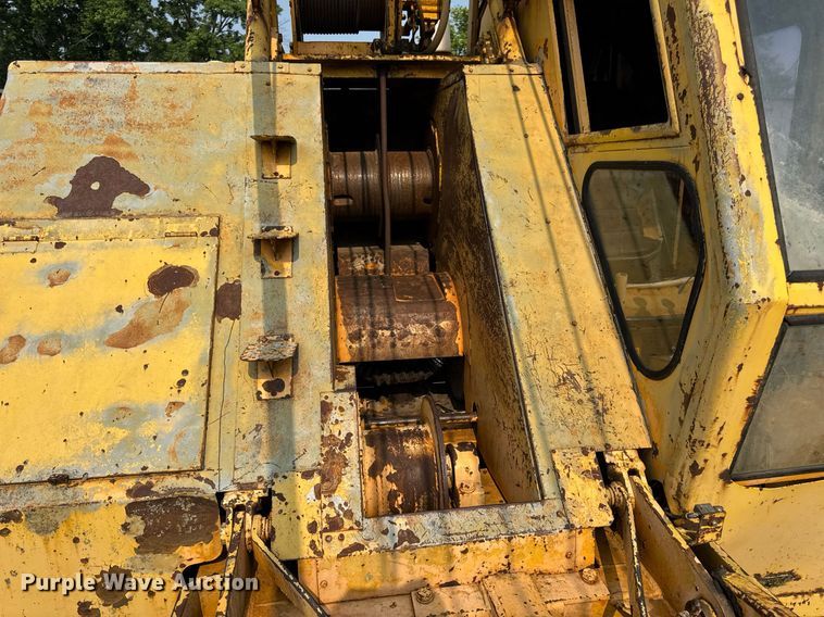 image for item DV4129 1988 Little Giant 48 crane