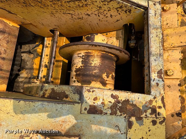 image for item DV4129 1988 Little Giant 48 crane