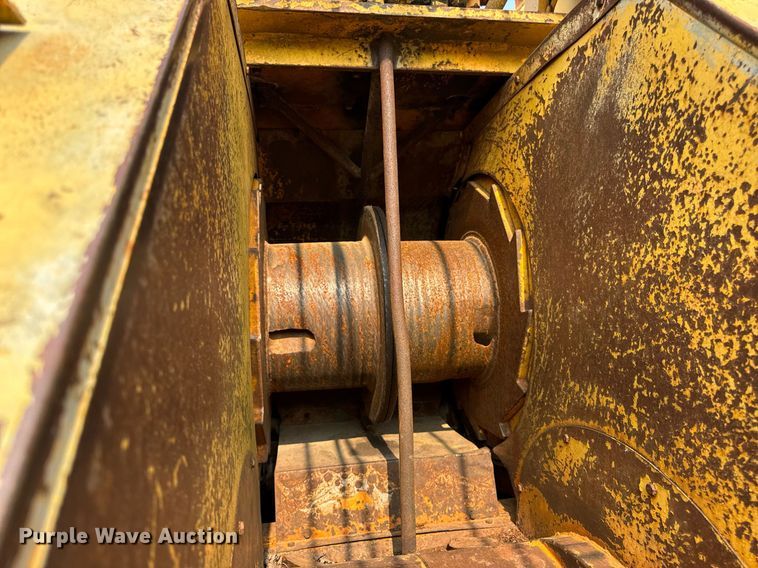 image for item DV4129 1988 Little Giant 48 crane