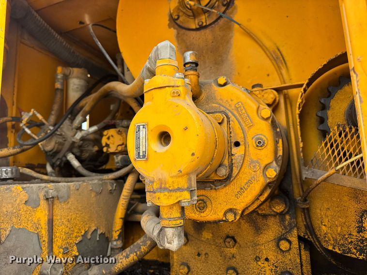 image for item DV4129 1988 Little Giant 48 crane