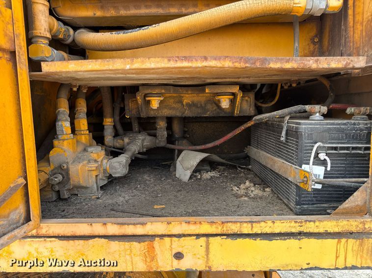 image for item DV4129 1988 Little Giant 48 crane