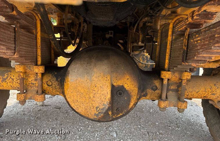 image for item DV4129 1988 Little Giant 48 crane